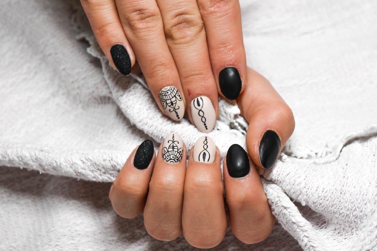 Beauty Tip: Jak stworzyć idealny nail art design